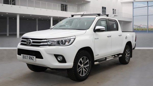 TOYOTA Hilux